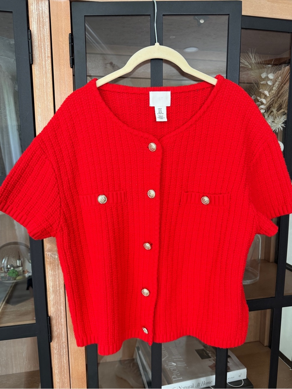 H&M sweater cardigan Structured Knit Short Sleeve gold buttons top pockets